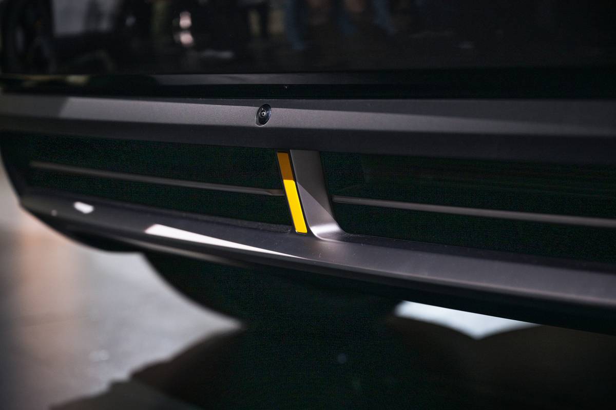 Rivian R3 exterior detail bl 11 jpg
