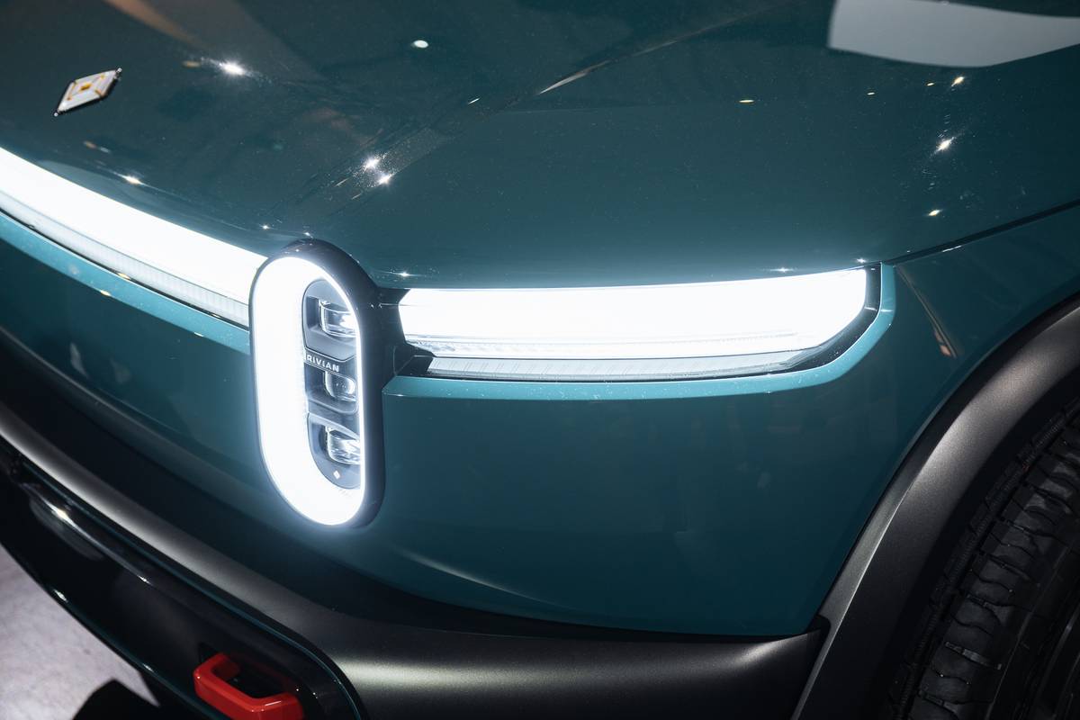 Rivian R3X exterior headlights bl 11 jpg