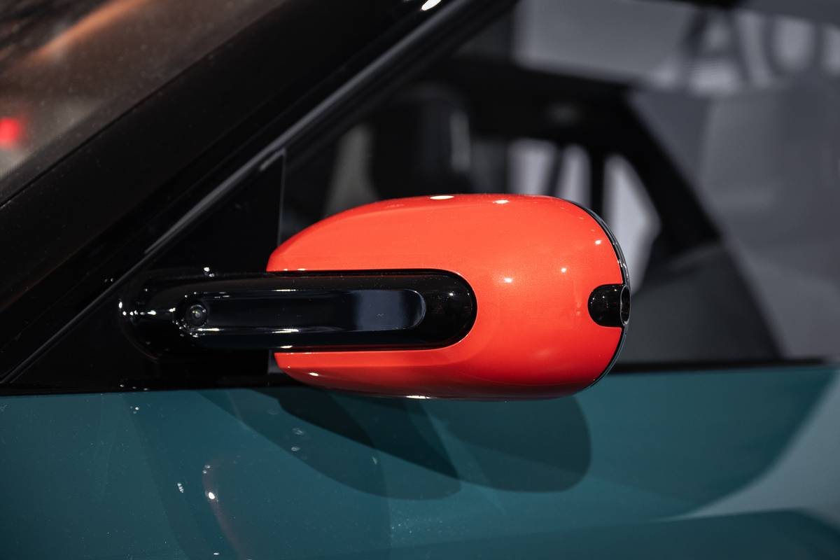 Rivian R3X exterior mirror bl 10 jpg