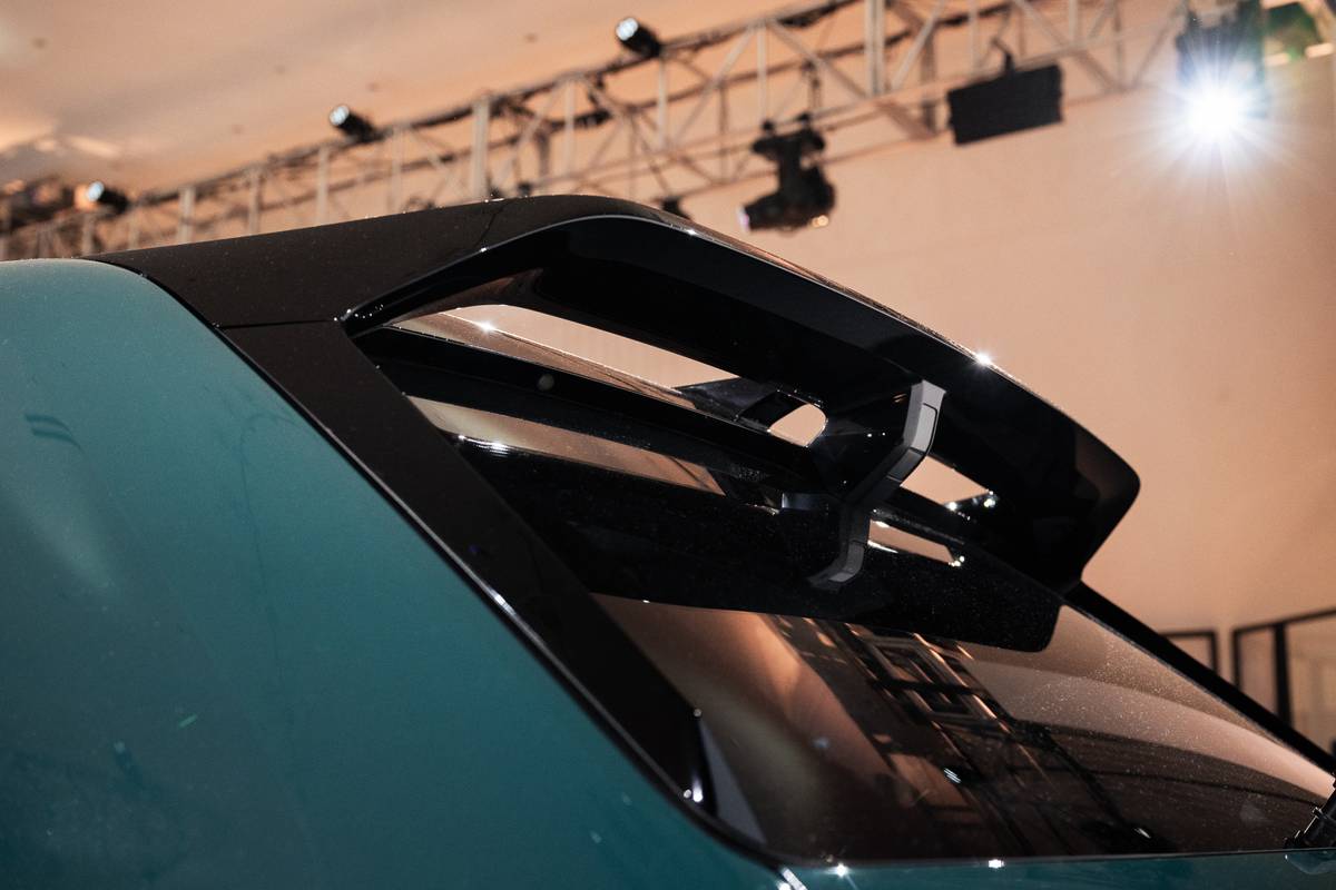Rivian R3X exterior spolier bl 15 jpg