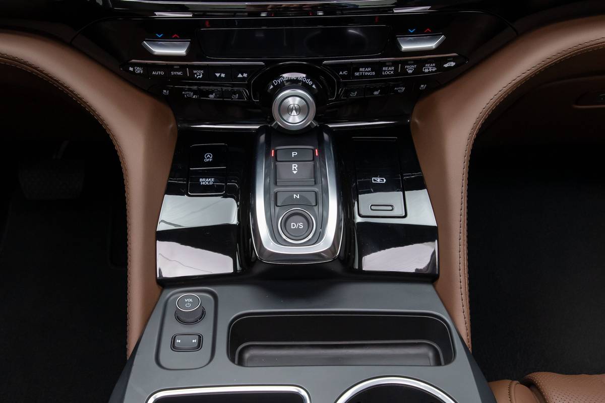 acura mdx 2025 17 interior gearshift scaled jpg