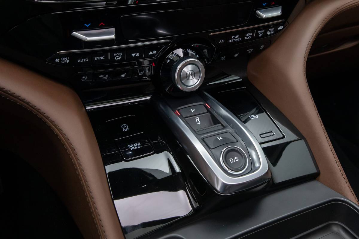 acura mdx 2025 18 interior gearshift scaled jpg