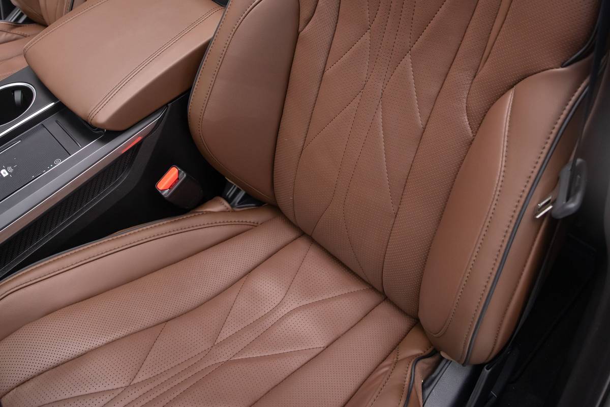acura mdx 2025 20 interior seat scaled jpg