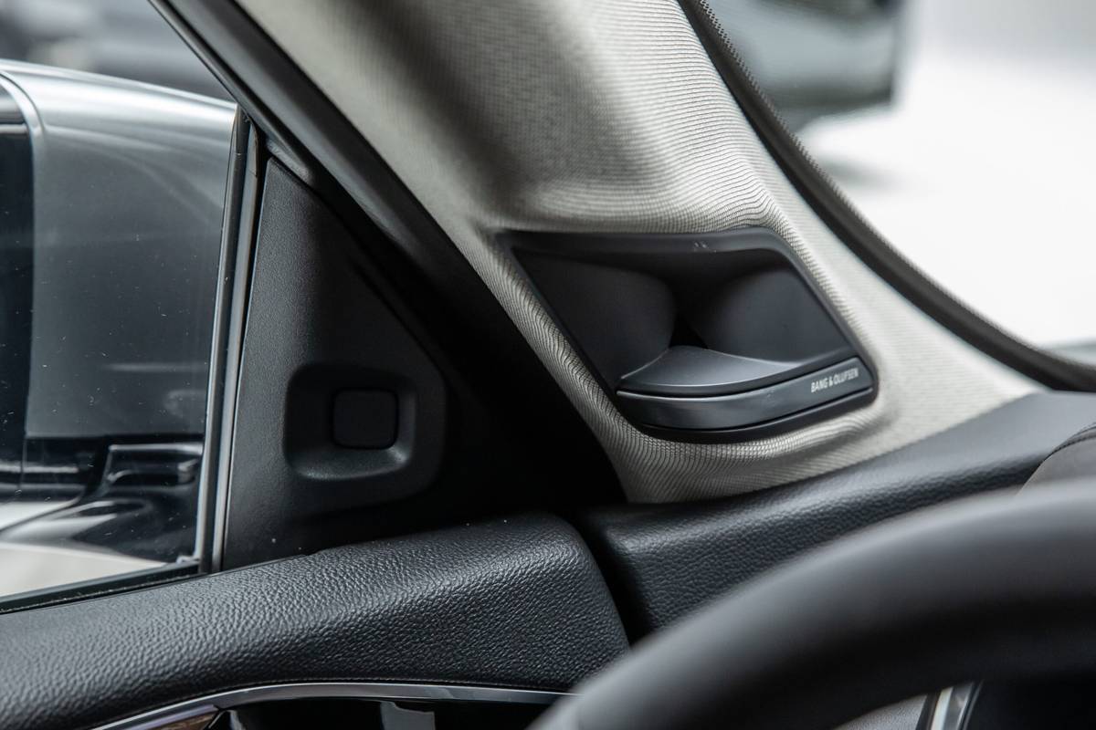 acura mdx 2025 21 interior audio scaled jpg