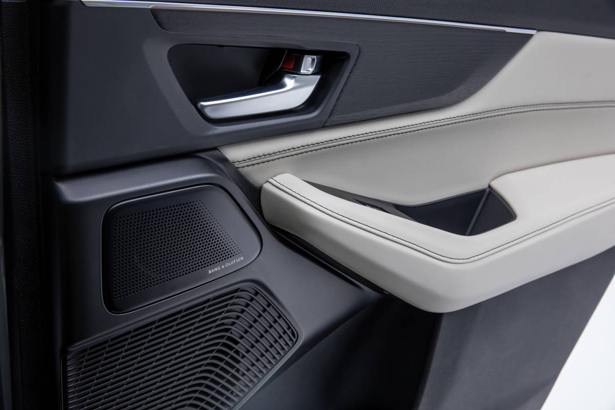 acura mdx type s 2025 33 interior door scaled jpg