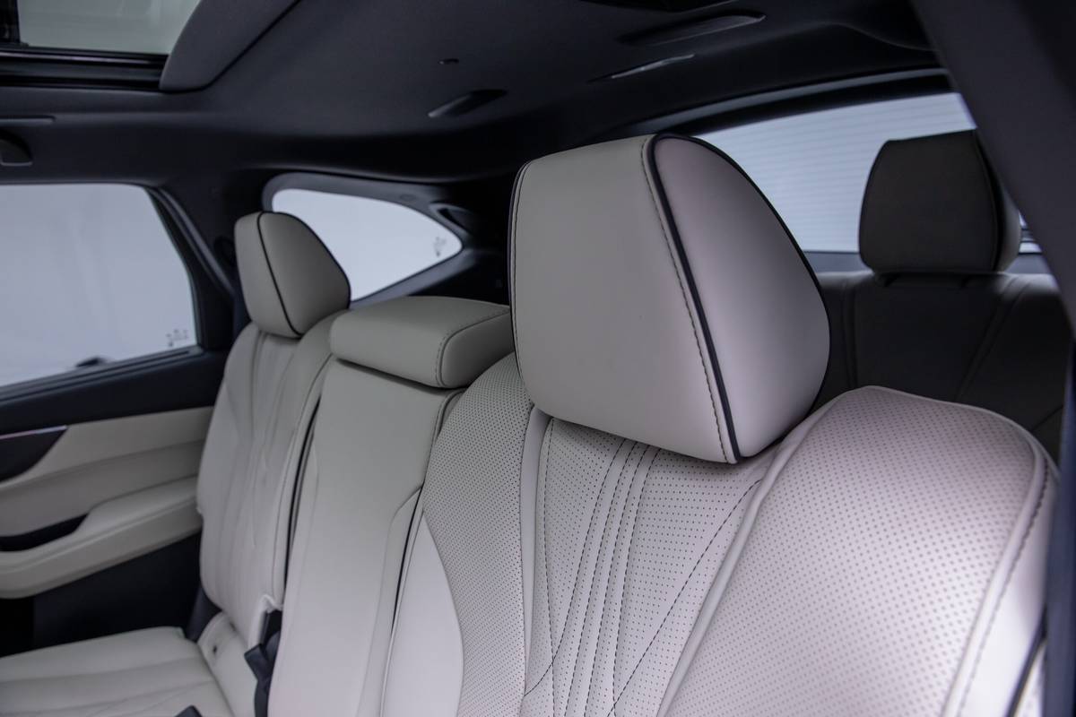 acura mdx type s 2025 35 interior backseat scaled jpg