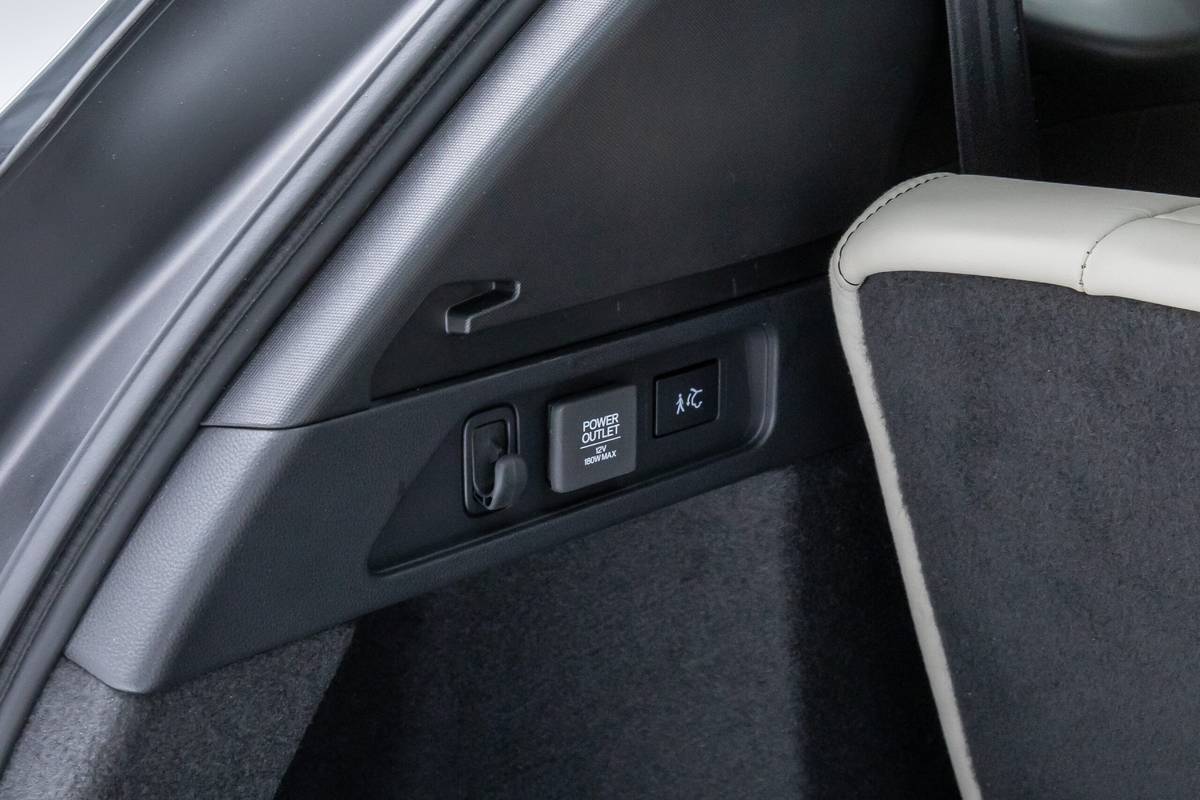 acura mdx type s 2025 39 interior cargo controls scaled jpg