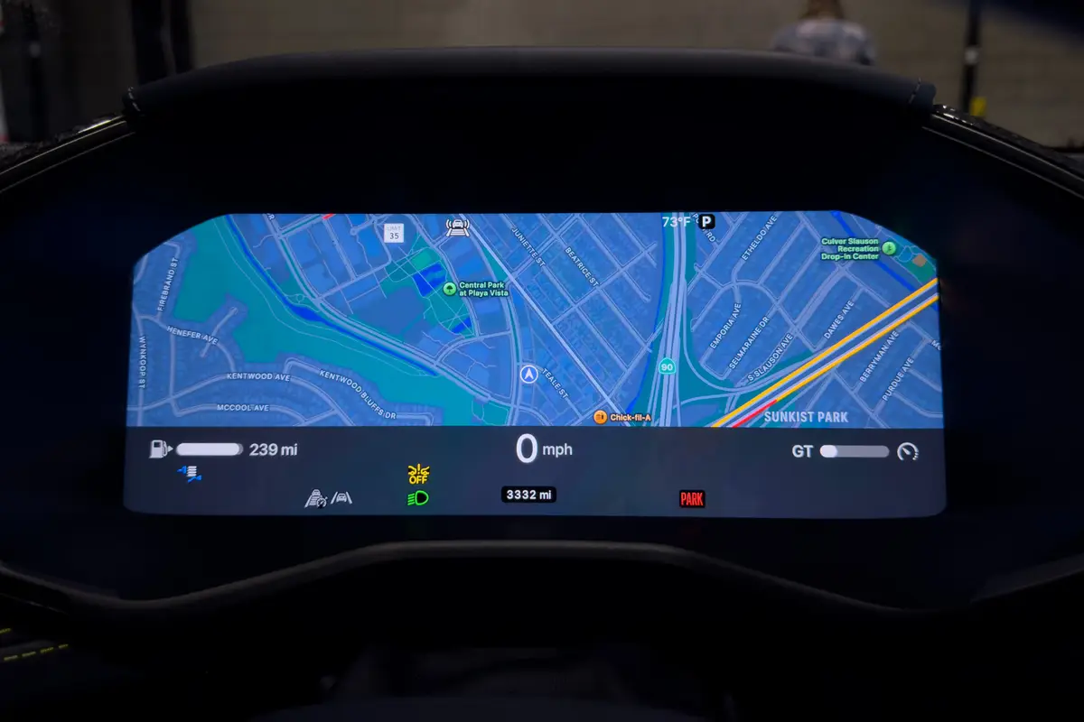 apple carplay ultra 04 interior instrument panel scaled jpg