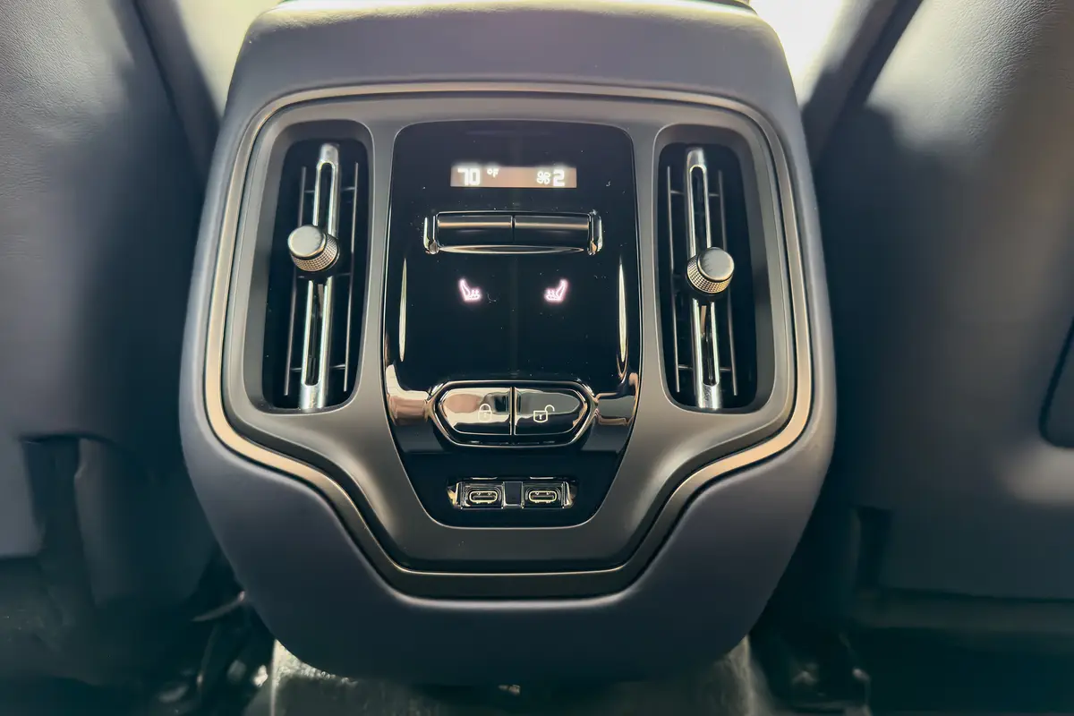 aston martin dbx s 2026 34 interior backseat 1 jpg