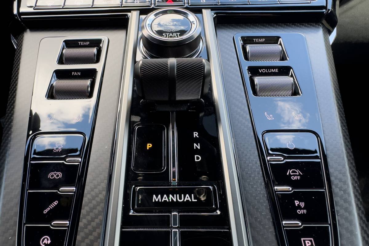 aston martin vantage roadster 2026 21 interior gearshift jpg