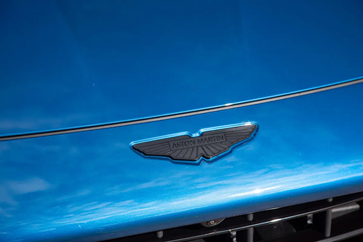 aston martin vantage s 2026 03 exterior front badge scaled jpg