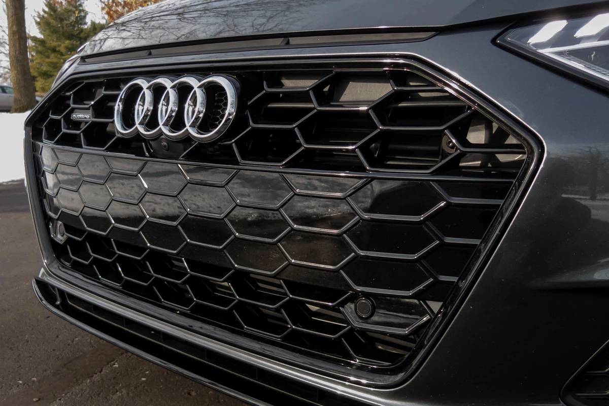 2021 Audi A4 grille