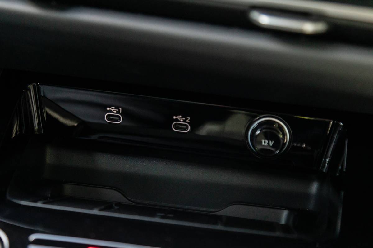 audi a5 2025 27 interior center console usb jpg
