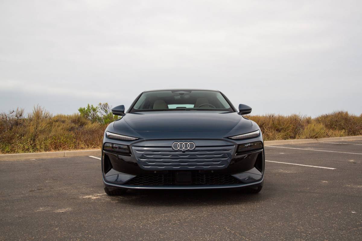 audi a6 e Tron 2026 02 exterior front scaled jpg