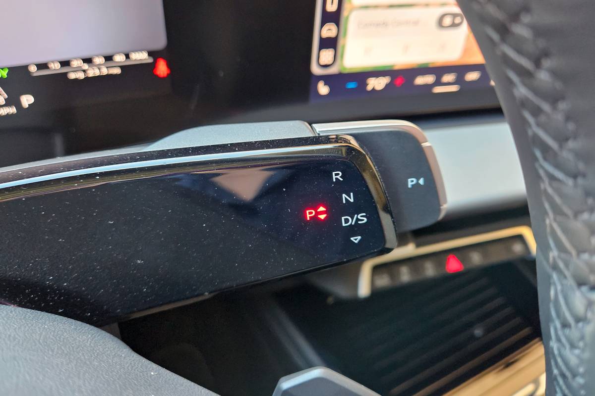 audi q3 2026 22 interior gearshift jpg