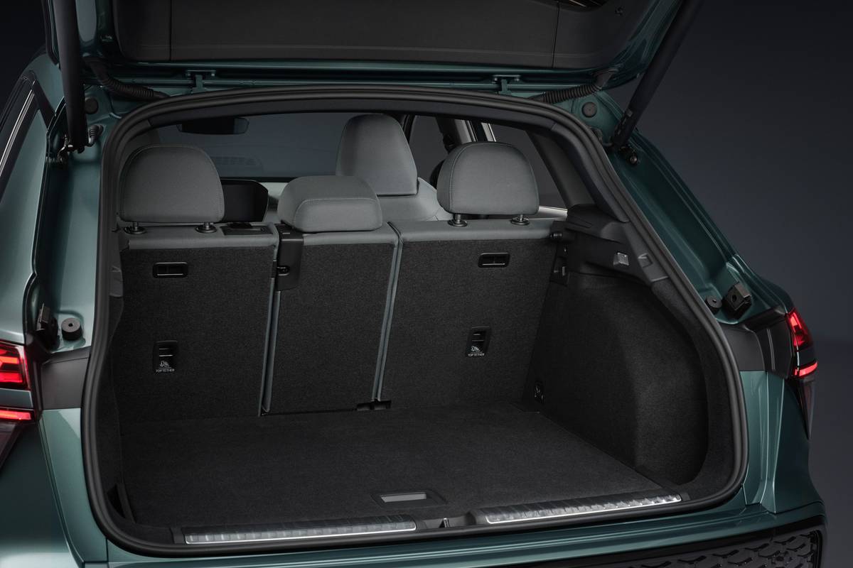 audi q3 2026 interior oem 09 jpg