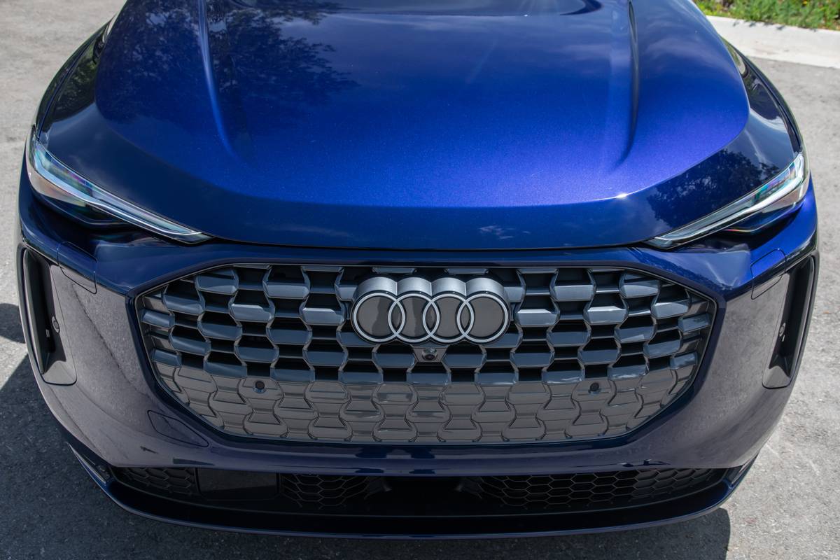 audi q5 2025 05 exterior front jpg