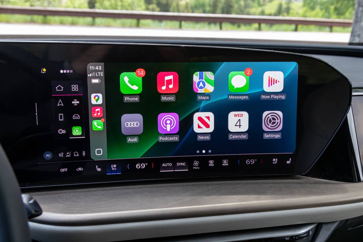 audi q5 2025 31 interior center stack display jpg