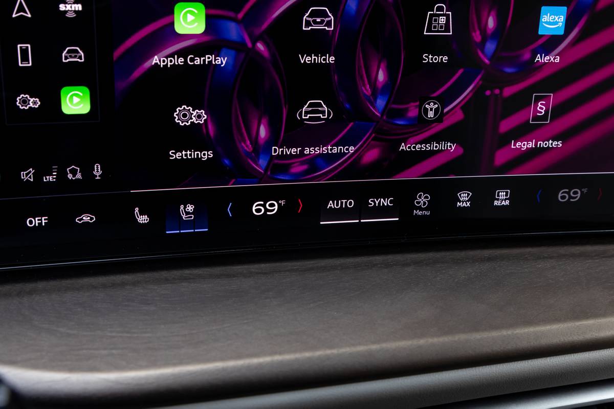 audi q5 2025 36 interior climate control jpg