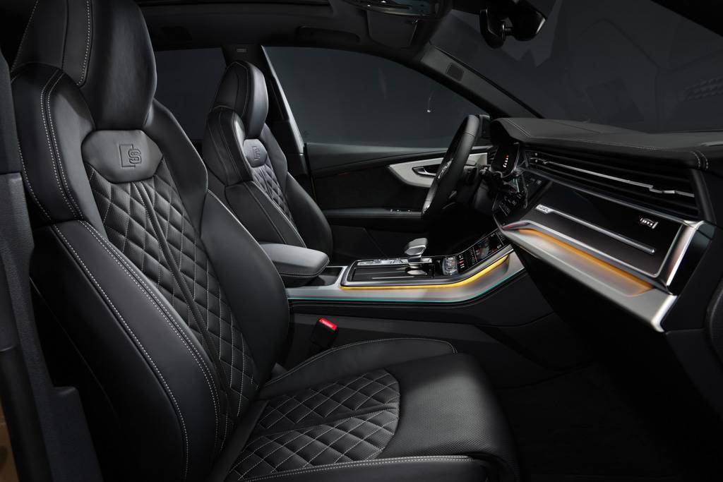 2024 Audi Q8 | Manufacturer image