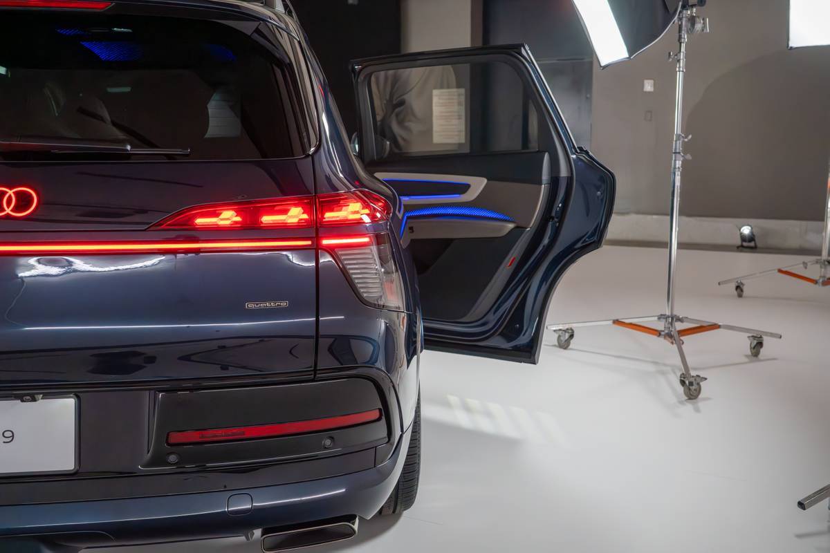audi q9 2027 21 exterior rear jpg