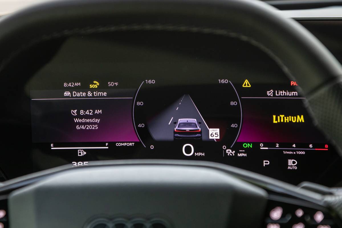 audi s5 2025 30 interior instrument panel jpg