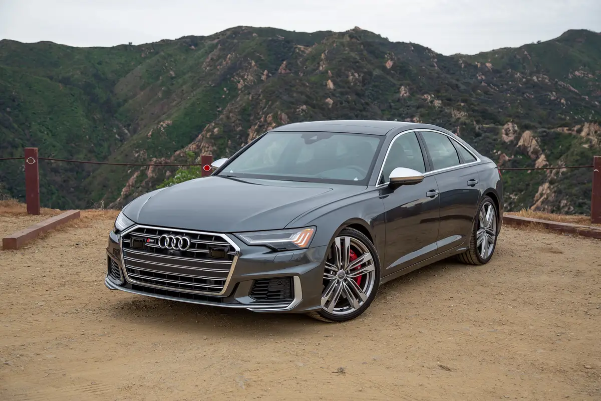 A6: Which Should You Buy, 2020 or 2021? | News Cars.com