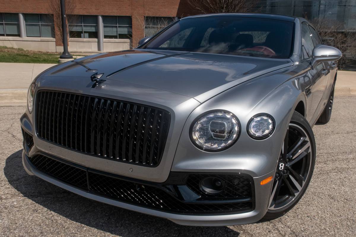 https://images.cars.com/cldstatic/wp-content/uploads/bentley-flying-spur-2020-02-angle--exterior--front--silver.jpg