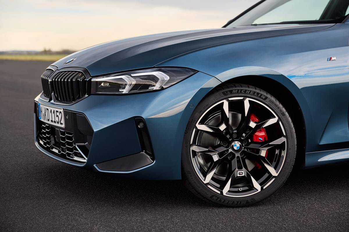 2025 BMW 3 Series Gets New Tech, Starts at 46,675