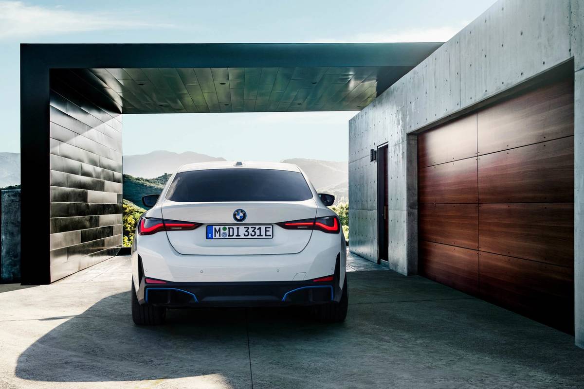 2022 BMW i4 eDrive40 (European model shown) | Manufacturer image