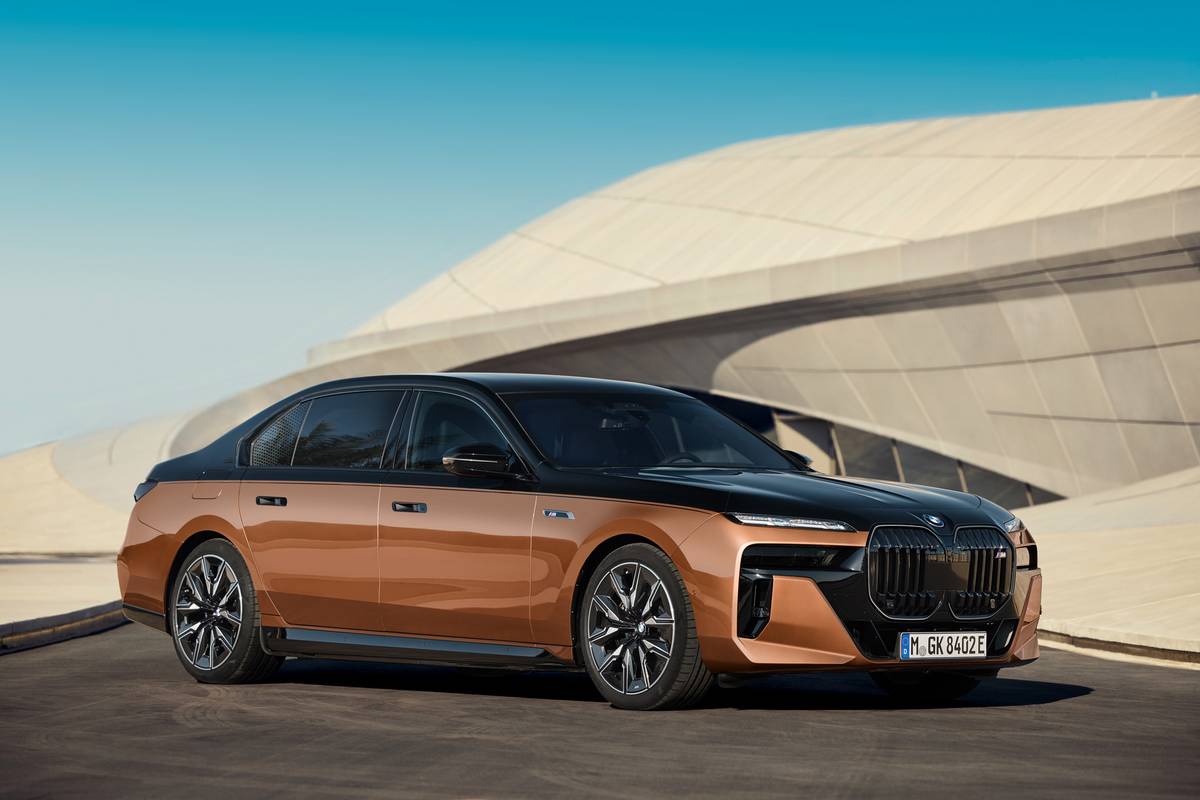 BMW Unveils 2024 i7 M70 xDrive, Most Powerful EV BMW Has Ever Produced