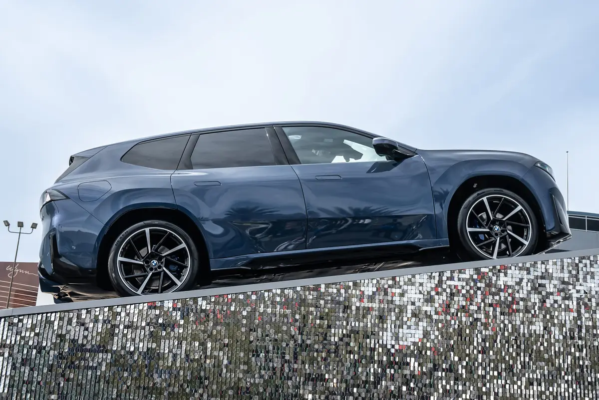 bmw ix3 2027 02 exterior profile scaled jpg