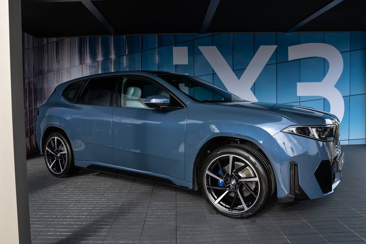 bmw ix3 2027 04 exterior front angle jpg