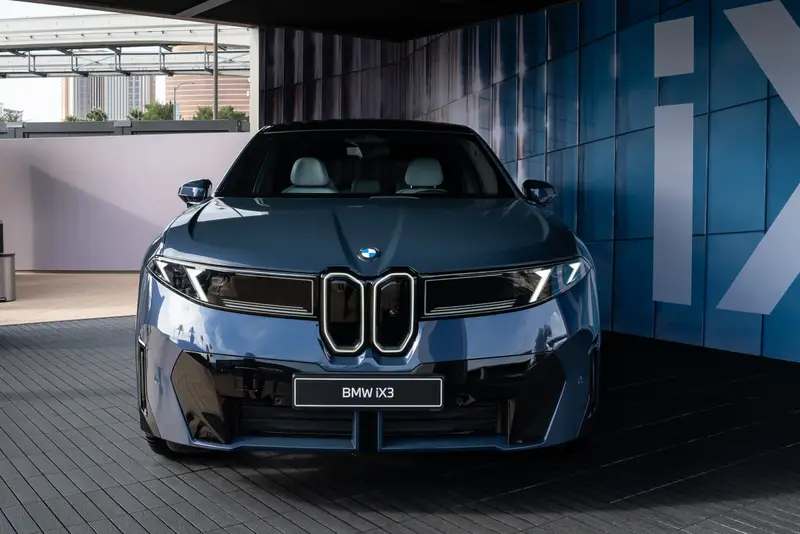 bmw-ix3-2027-05-exterior-front