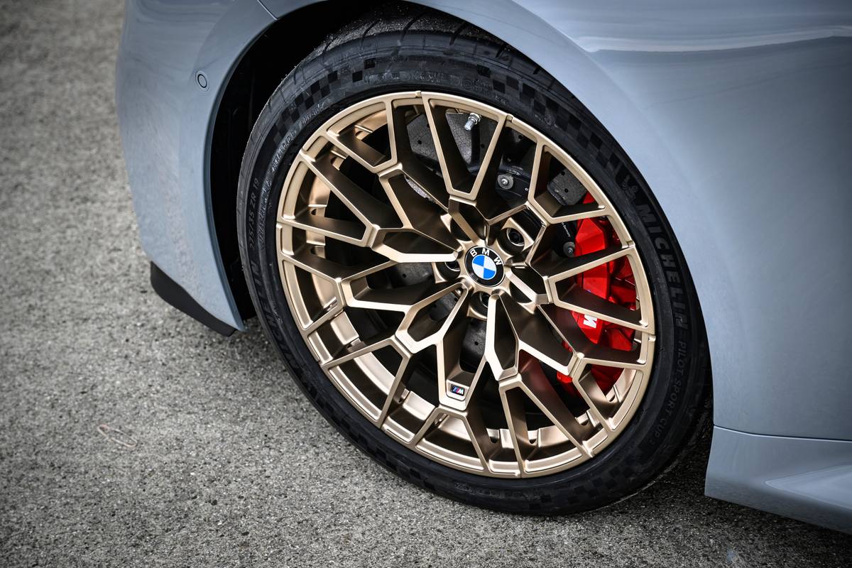 bmw m2 2026 exterior oem 04 jpg