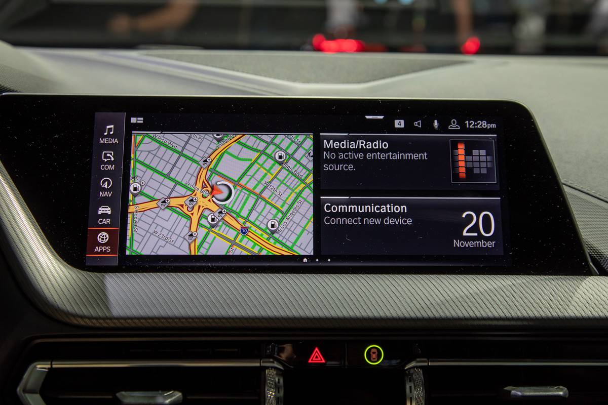 bmw m235i gran coupe 2020 cl 18 center stack display jpg