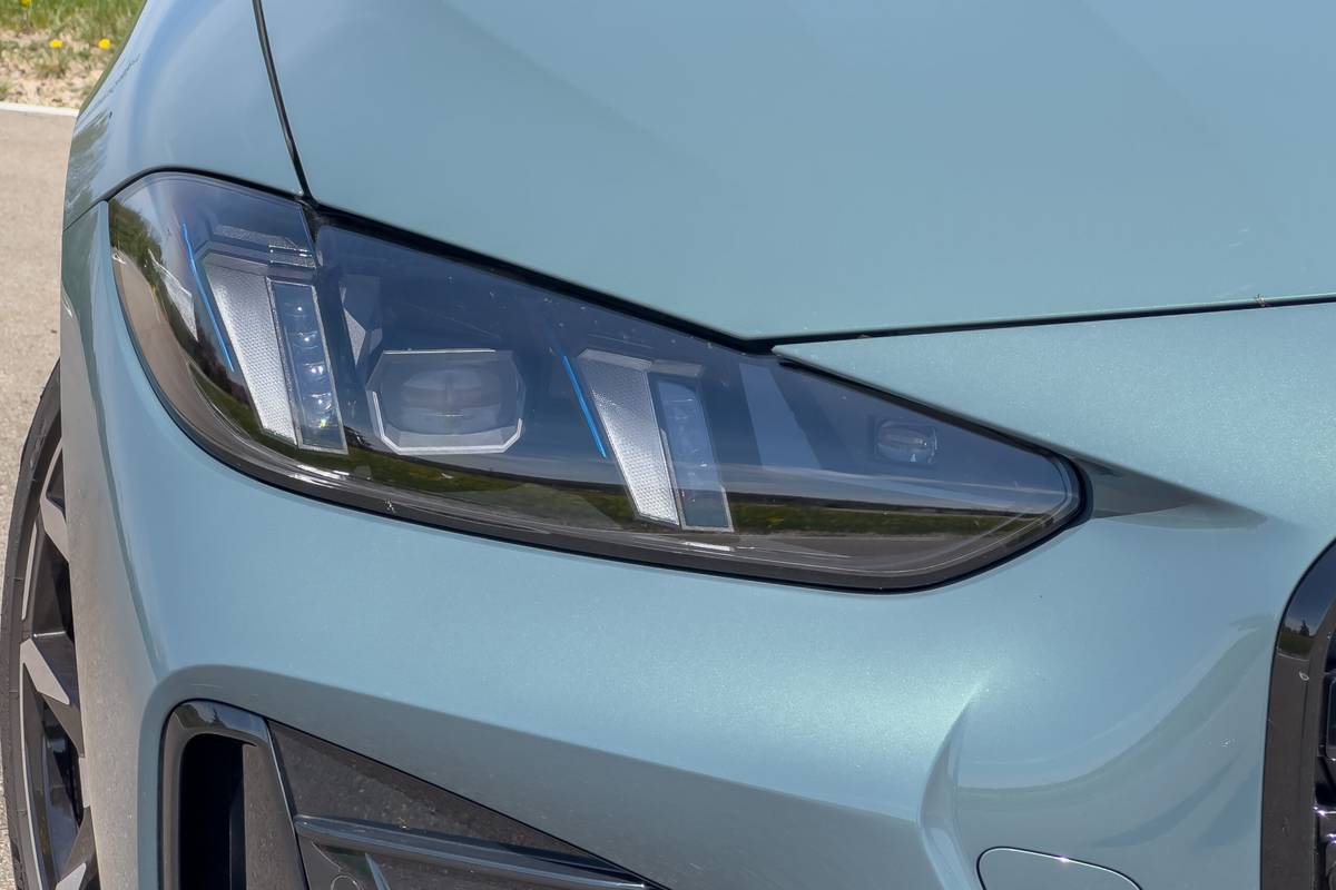 2025 BMW M440