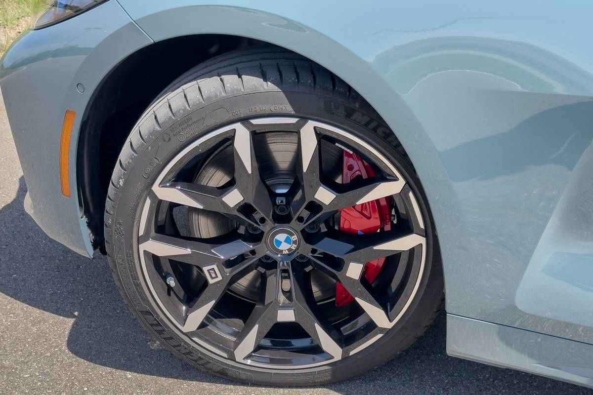 2025 BMW M440
