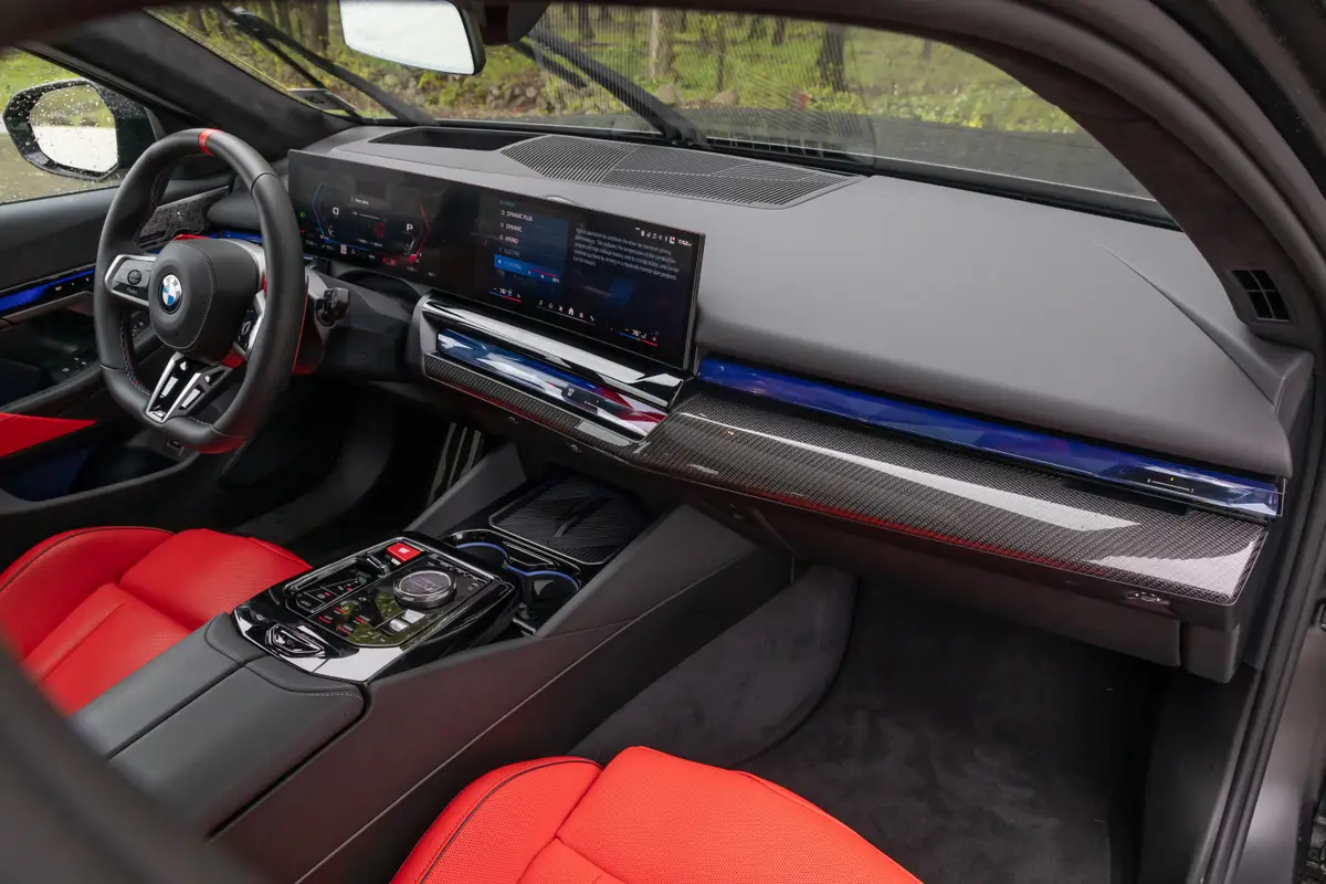 bmw m5 touring 2025 17 interior front row jpg
