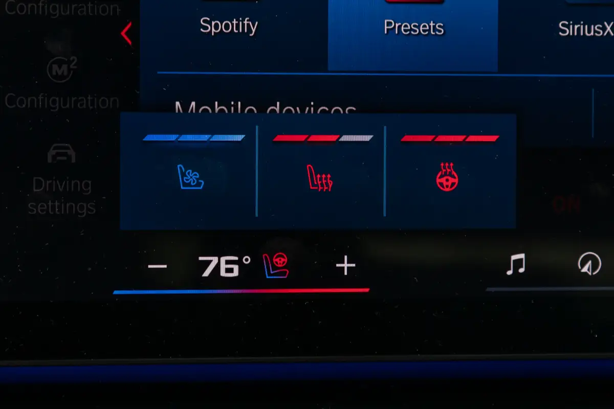bmw m5 touring 2025 35 interior climate control jpg