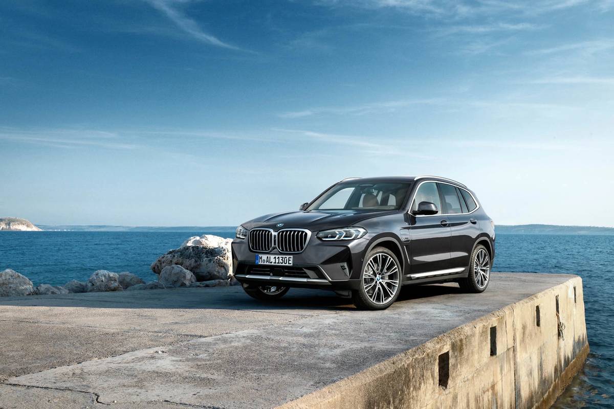 2023 BMW X3 Research