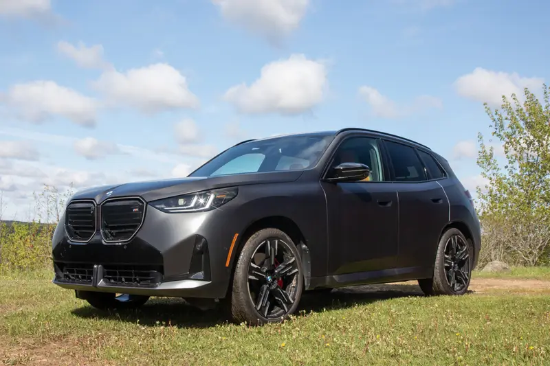 bmw-x3-m50-xdrive-2025-01-exterior-front-angle
