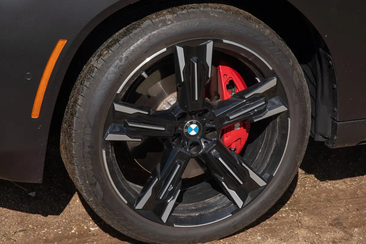 bmw x3 m50 xdrive 2025 14 exterior wheel scaled jpg