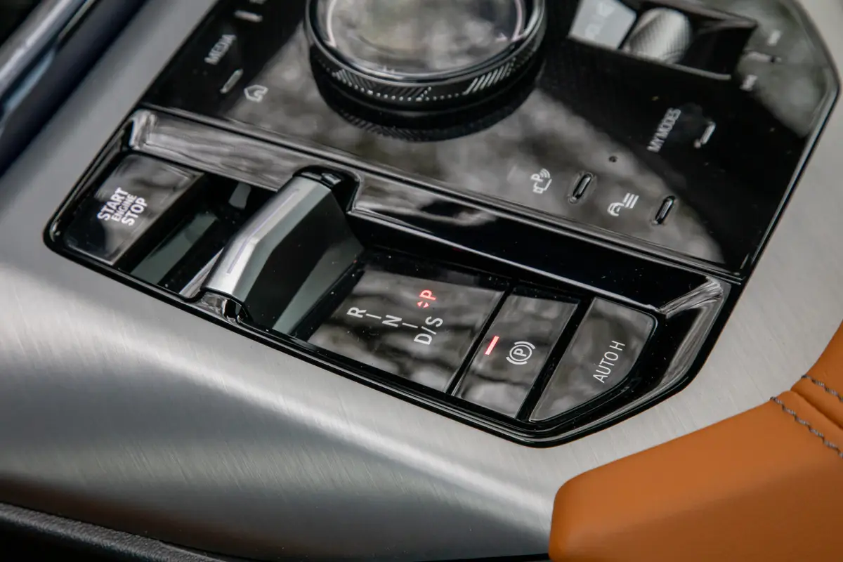 bmw x3 m50 xdrive 2025 30 interior gearshift scaled jpg