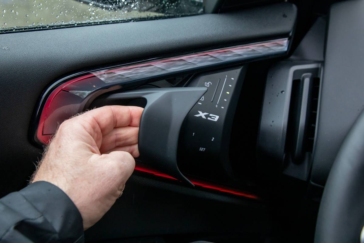 bmw x3 m50 xdrive 2025 41 interior door scaled jpg