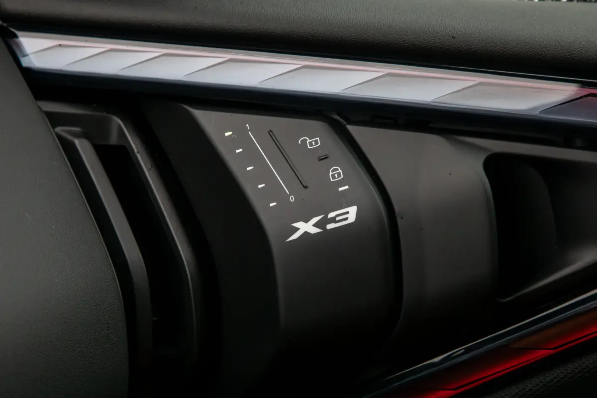 bmw x3 m50 xdrive 2025 42 interior door scaled jpg