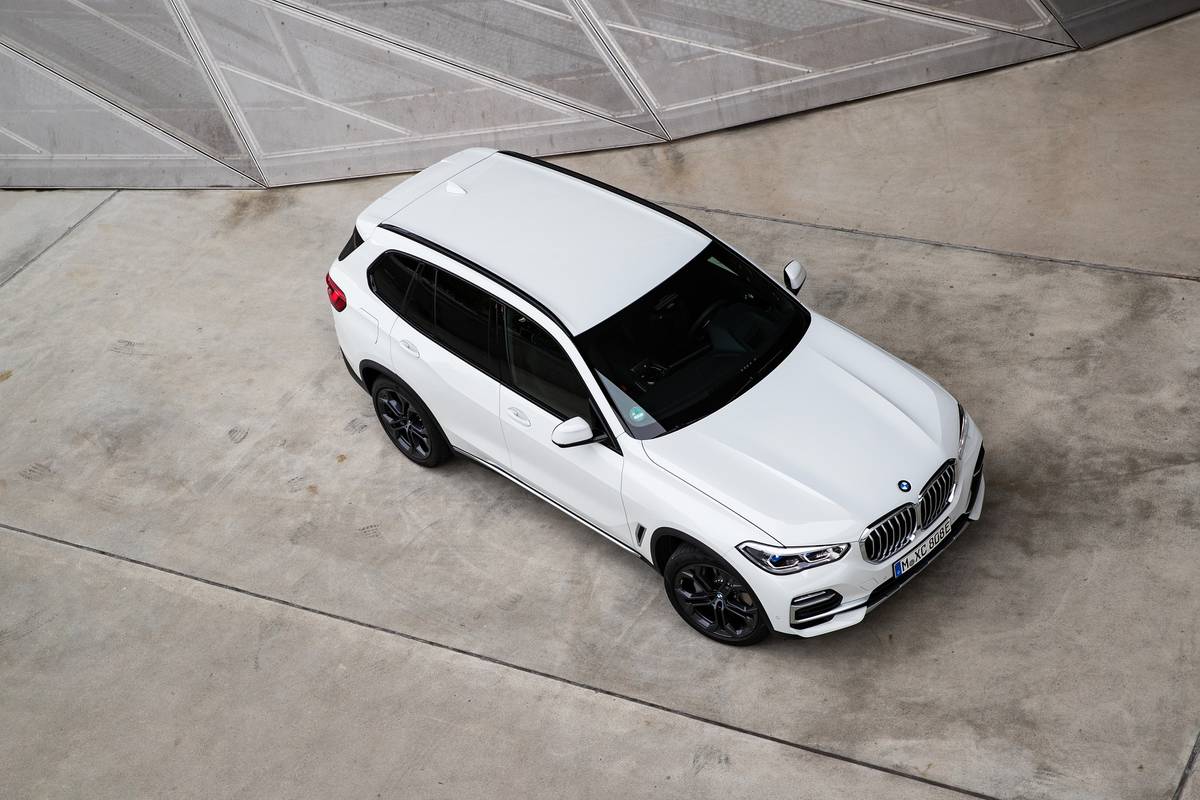 2021 BMW X5 xDrive45e PHEV (European model shown) | Manufacturer image