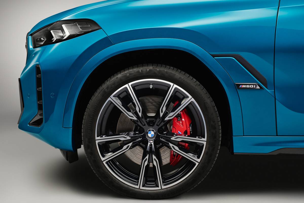 2024 BMW X6 | Manufacturer image