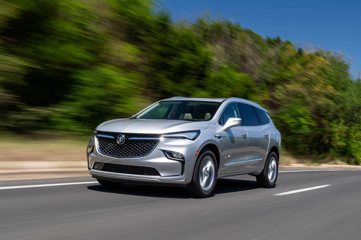 2022 Buick Enclave Biggest Buick Gets Face Lift Standard Safety