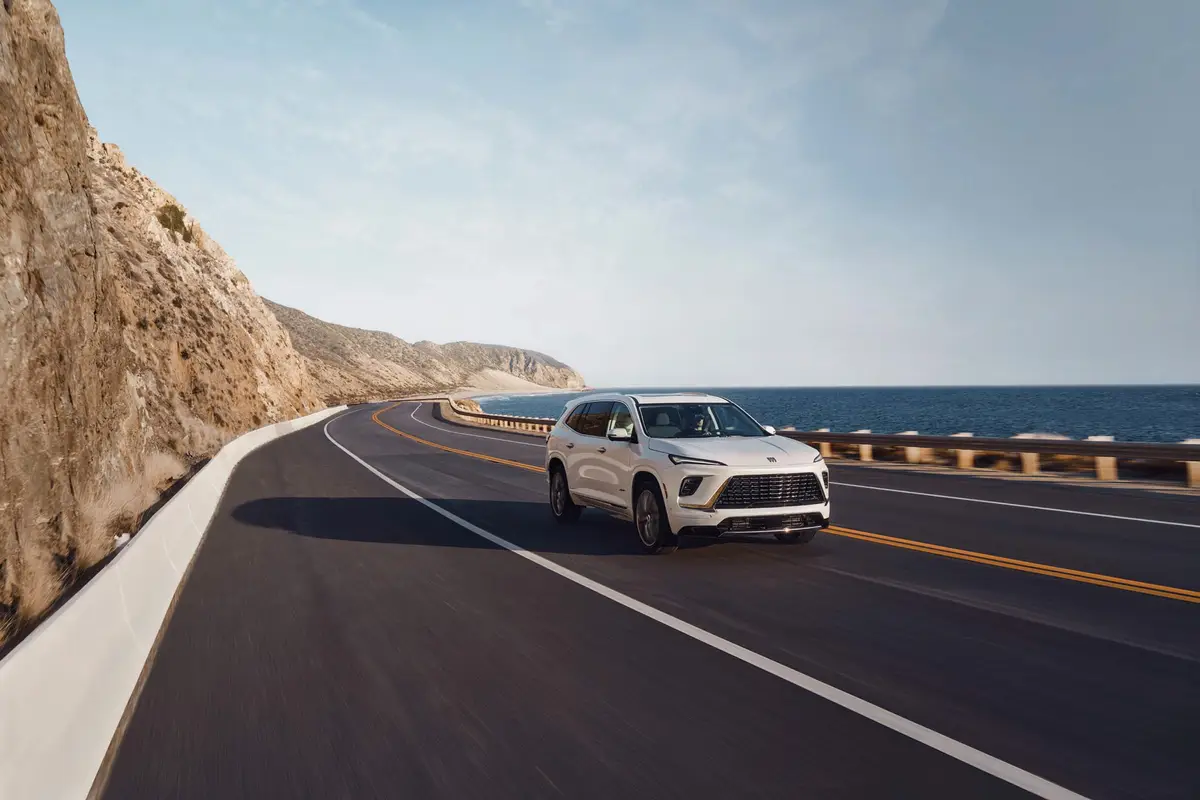 buick enclave 2026 exterior oem 01 jpg